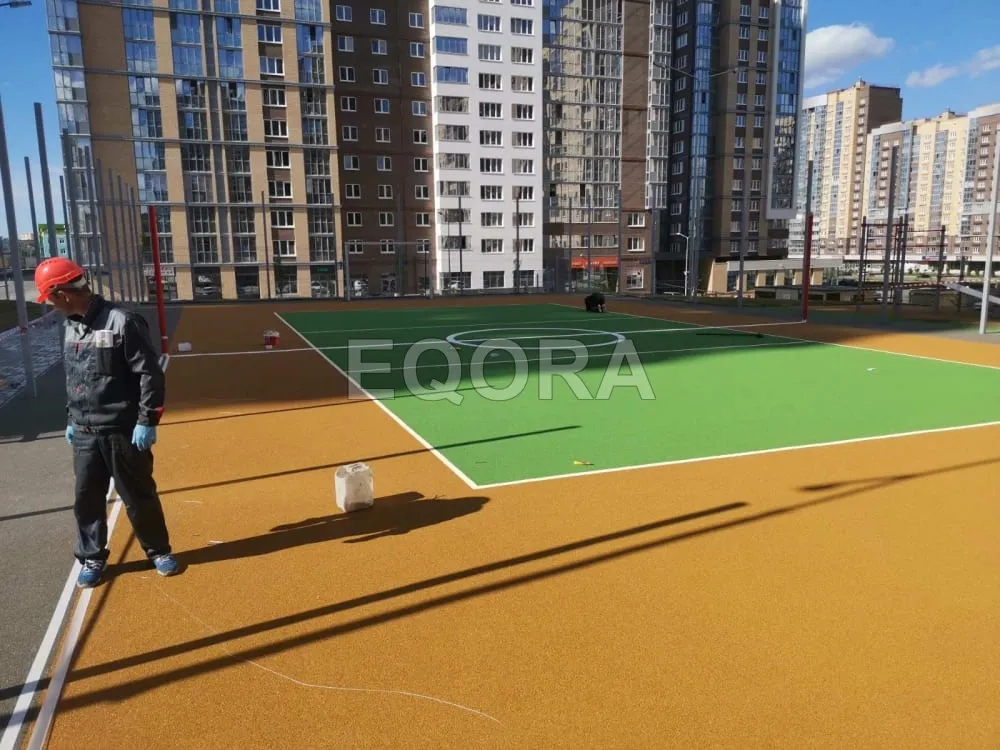 Из чего состоит бесшовное резиновое покрытие в Увельском?